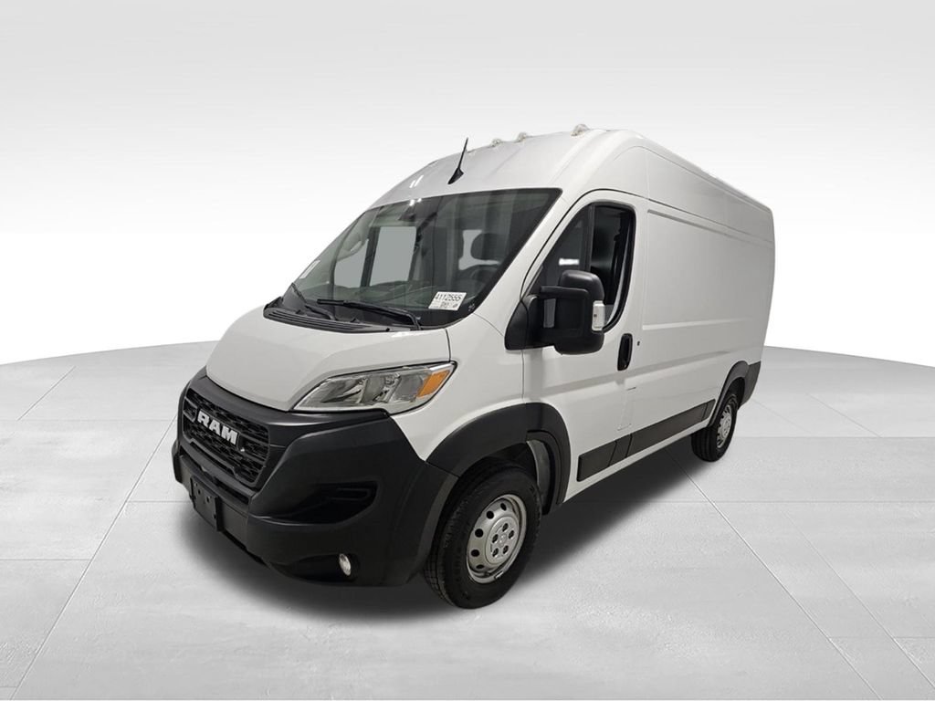 Used 2023 RAM ProMaster 2500 w/ Convenience Group FWD image 3