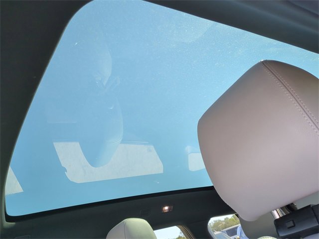 Used 2023 Land Rover Range Rover Evoque S image 23