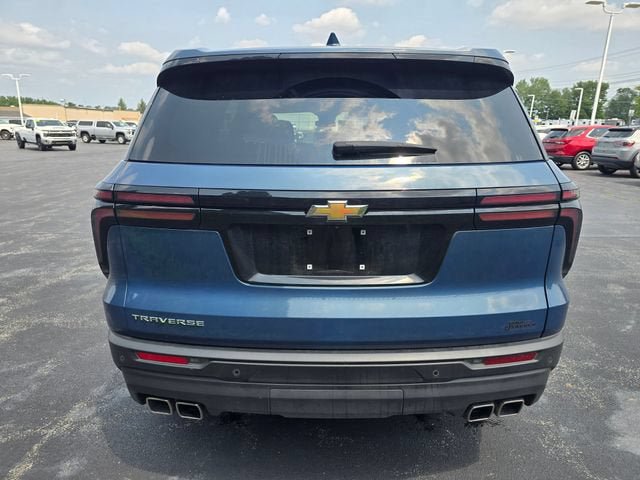 Used 2024 Chevrolet Traverse LS w/ LPO, Floor Liner Package FWD image 4