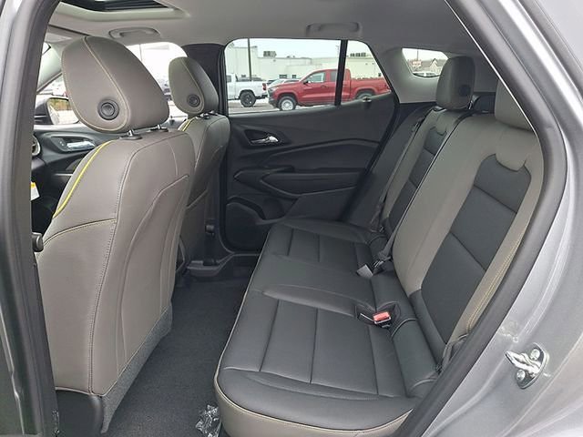 New 2026 Chevrolet Trax ACTIV w/ Sunroof Package image 7