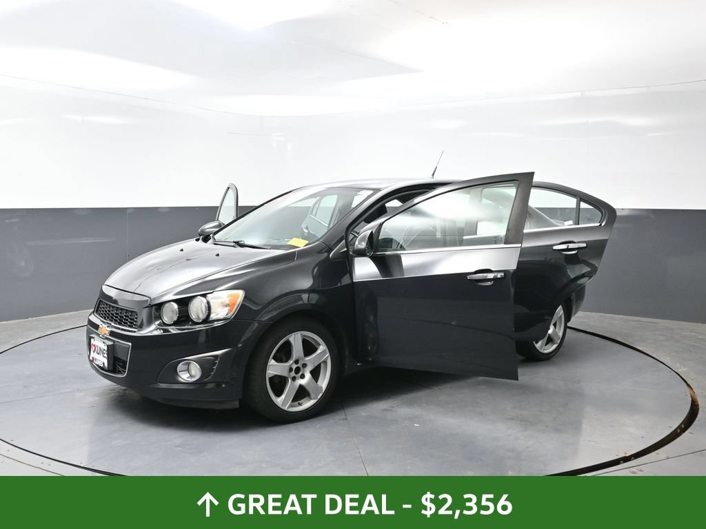 Used 2014 Chevrolet Sonic LTZ FWD image 56