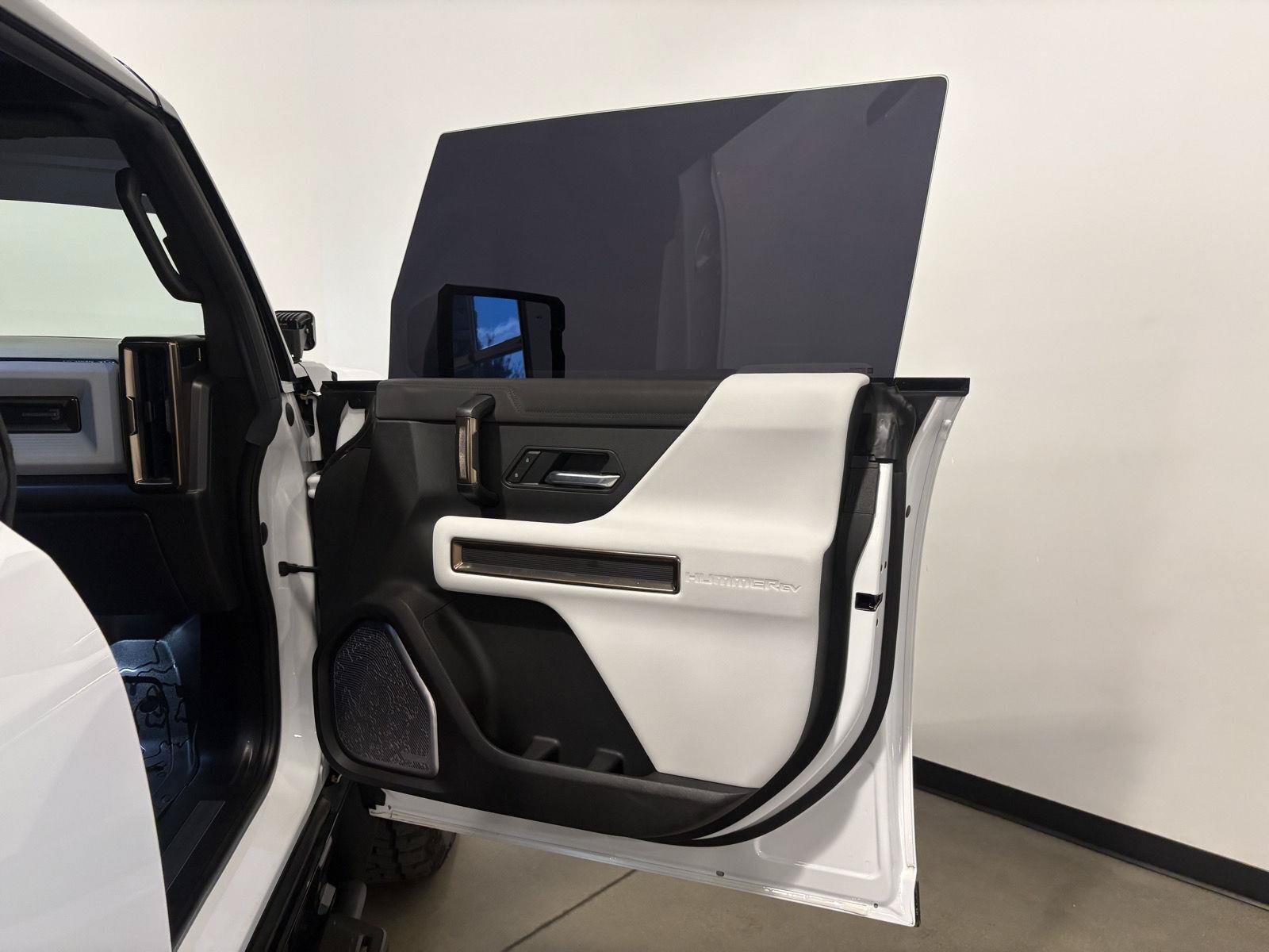 Used 2022 GMC Hummer EV Edition 1 w/ LPO, Illumination Package AWD/4WD image 46