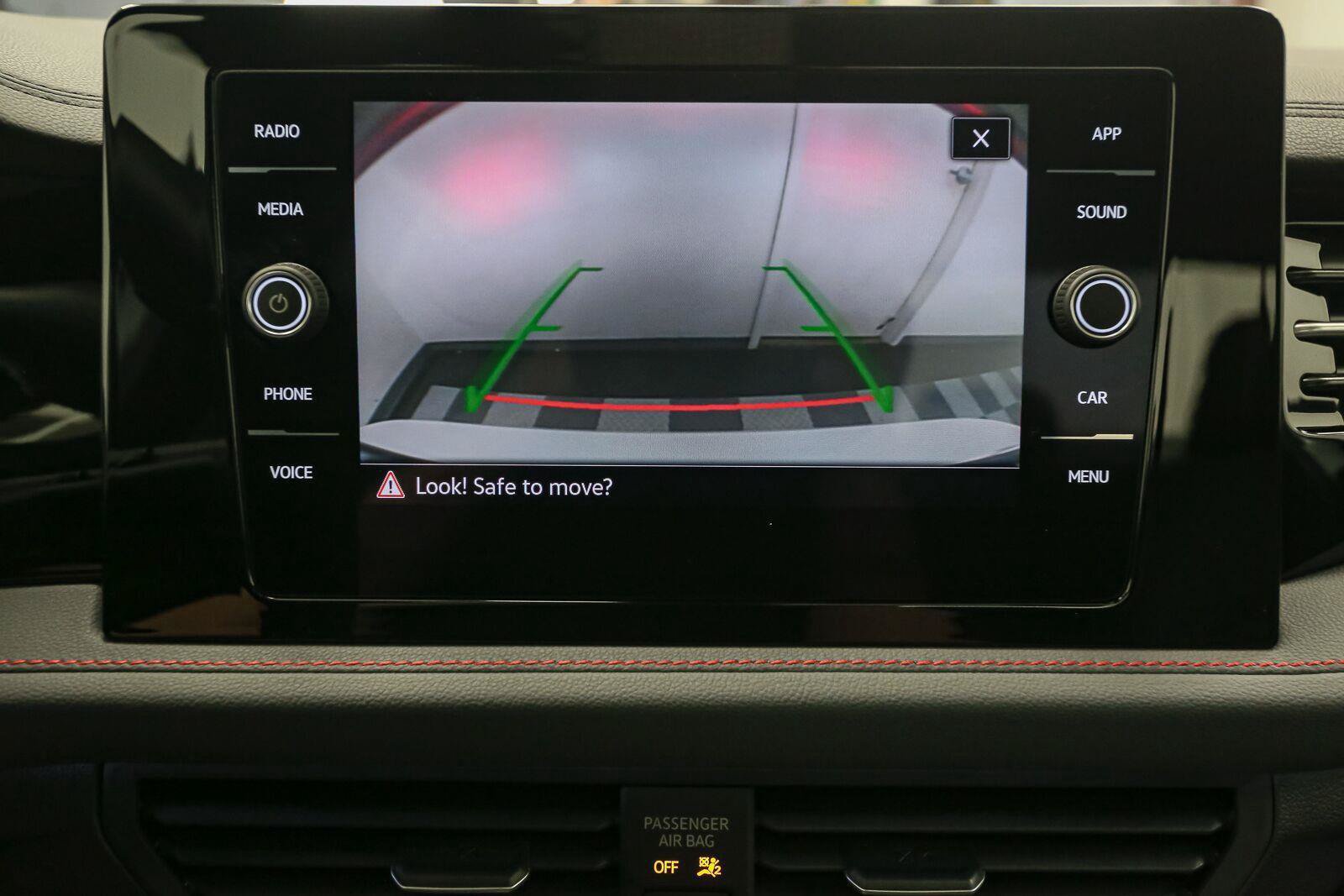 Certified 2025 Volkswagen Jetta GLI Autobahn FWD image 32