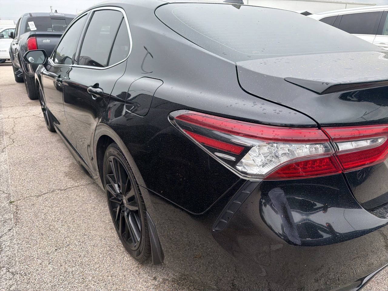 Used 2021 Toyota Camry XSE image 7
