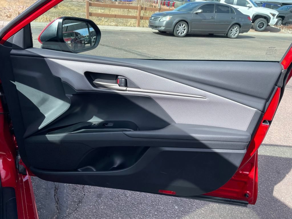 New 2025 Toyota Camry SE w/ Multimedia Upgrade Package FWD image 31