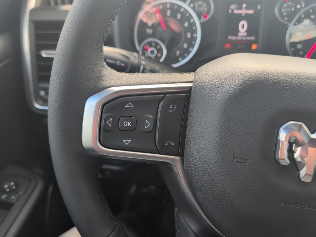 New 2025 RAM 1500 4x4 Crew Cab image 23