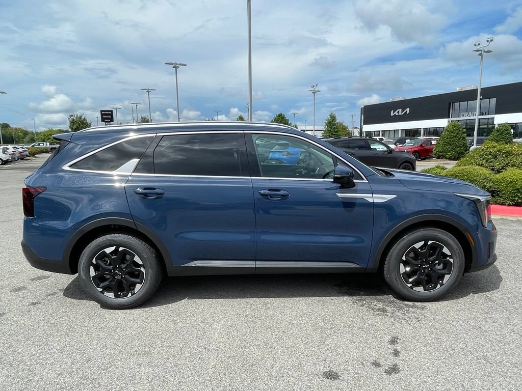 New 2026 Kia Sorento S FWD image 9