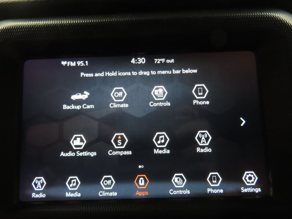 Used 2022 Jeep Gladiator Sport AWD/4WD image 18