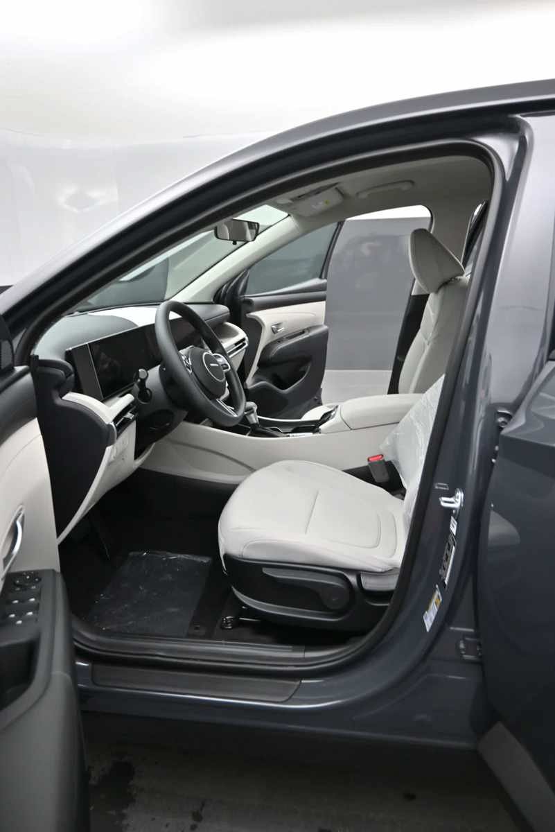 New 2026 Hyundai Tucson SE AWD/4WD image 16