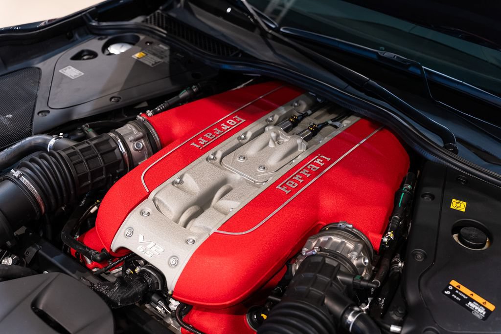 Certified 2023 Ferrari 812 GTS RWD image 20