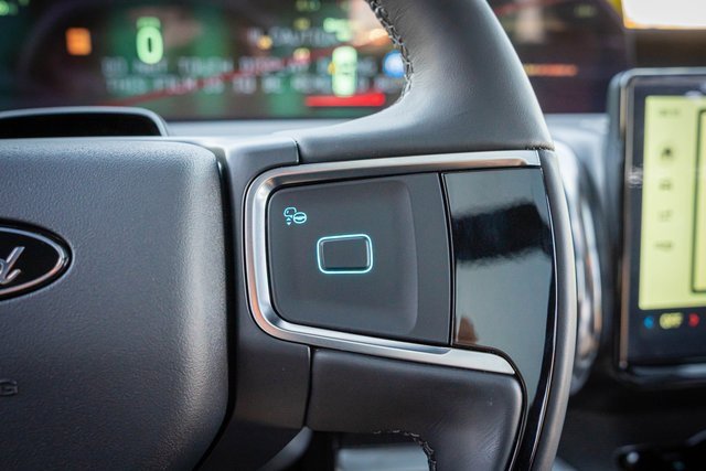 New 2025 Ford Expedition Max Platinum image 18