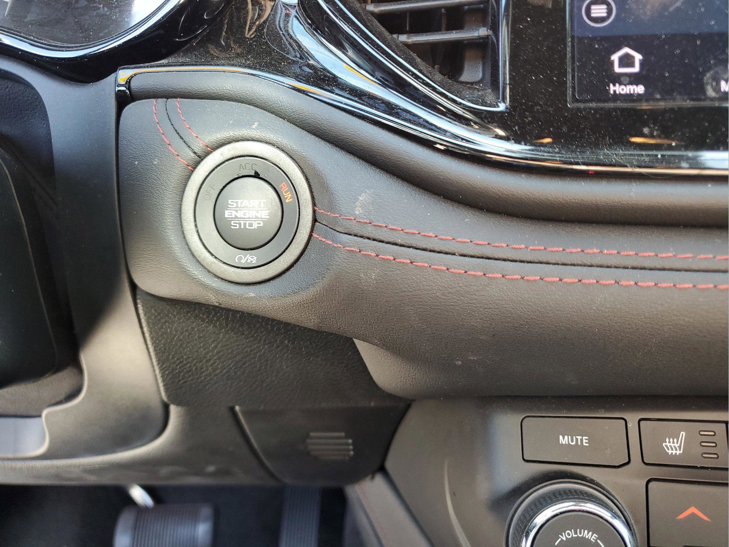 Certified 2022 Dodge Durango R/T image 26