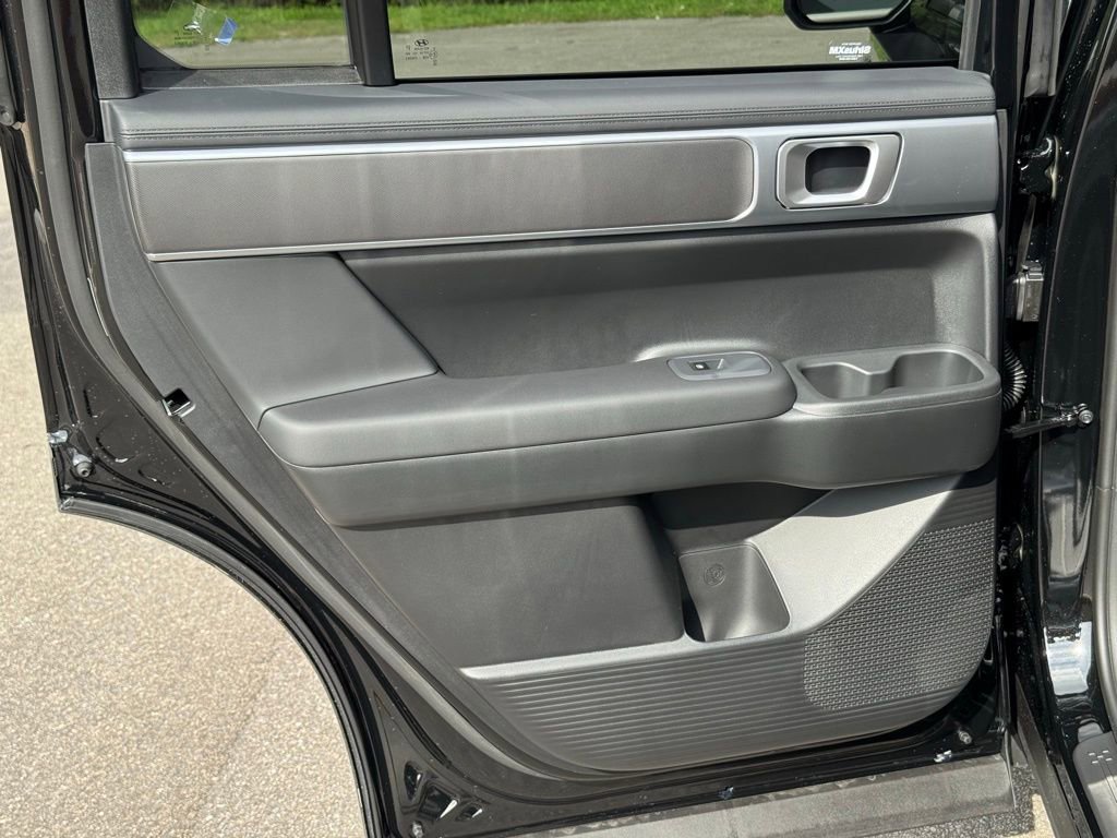 Used 2026 Hyundai Santa Fe SE image 17