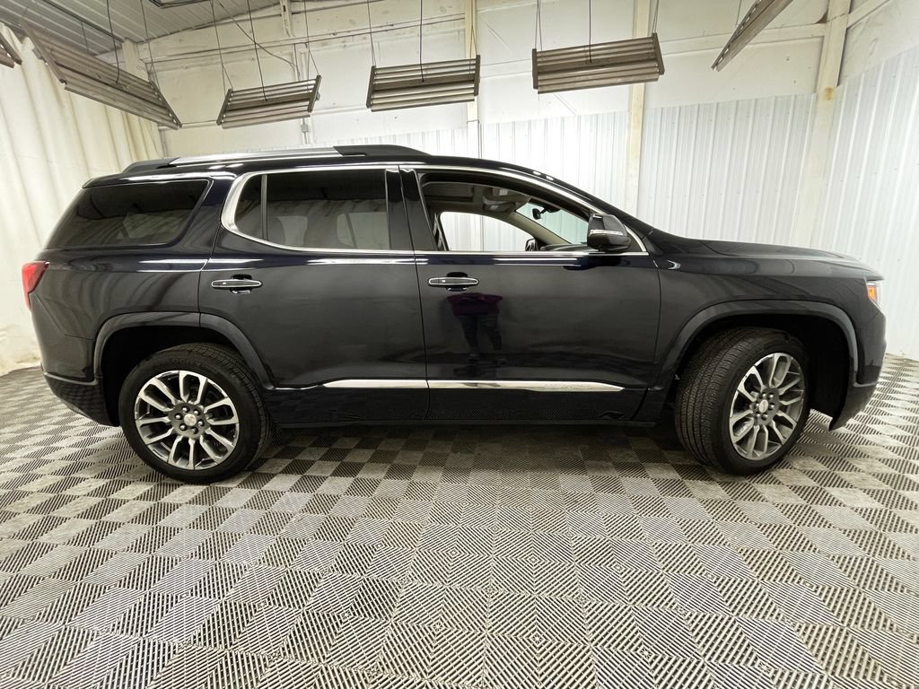 Certified 2022 GMC Acadia Denali w/ Denali Ultimate Package AWD/4WD image 27