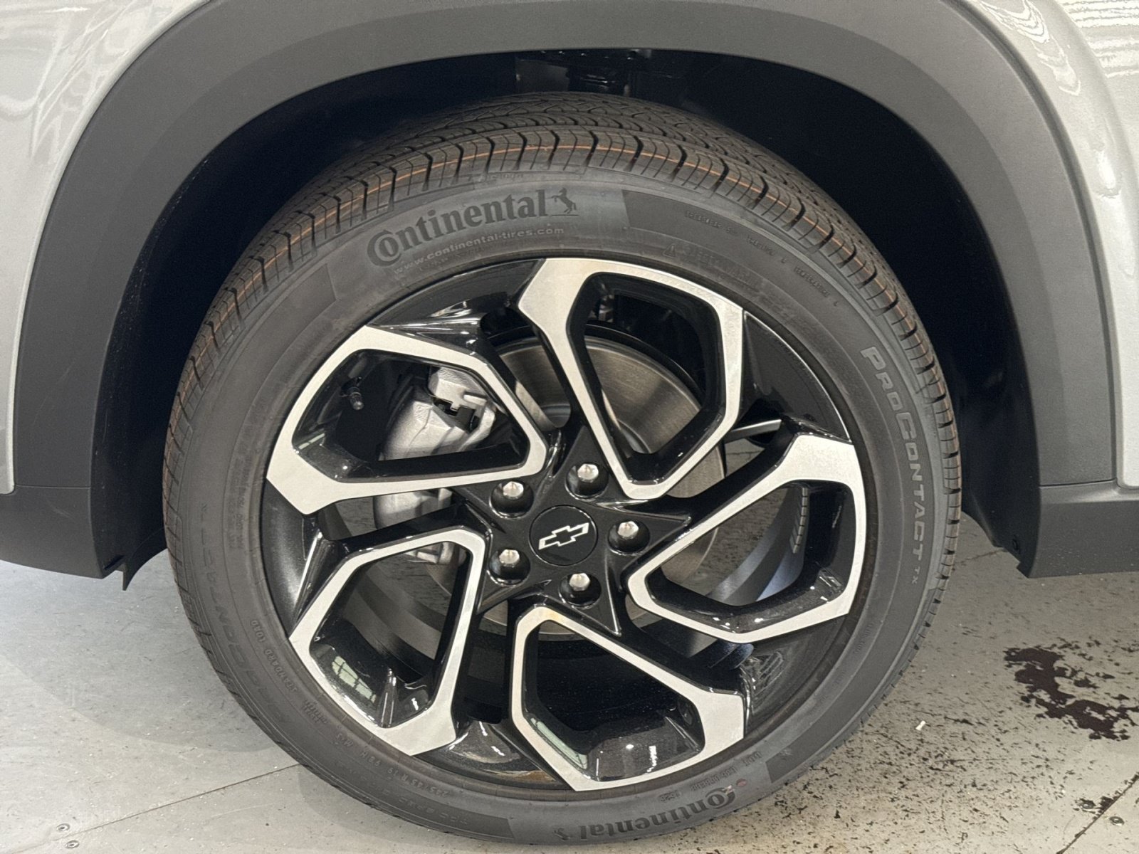 New 2026 Chevrolet Trax RS w/ Driver Confidence Package FWD image 16