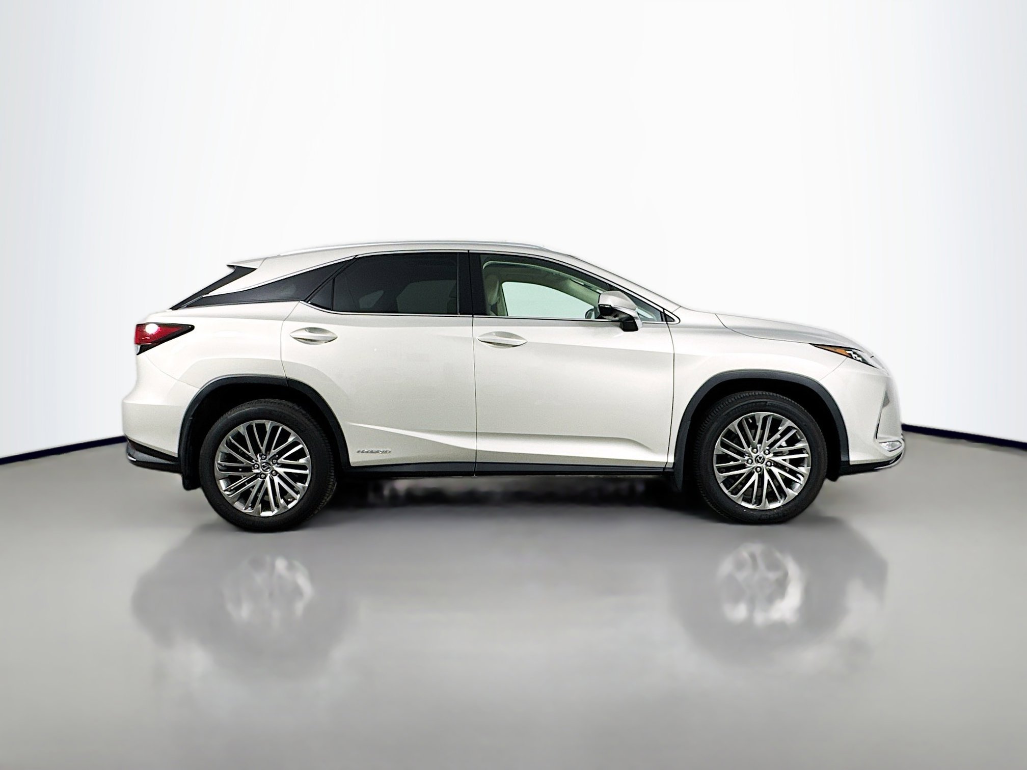 Used 2020 Lexus RX 450h AWD w/ Luxury Package image 8