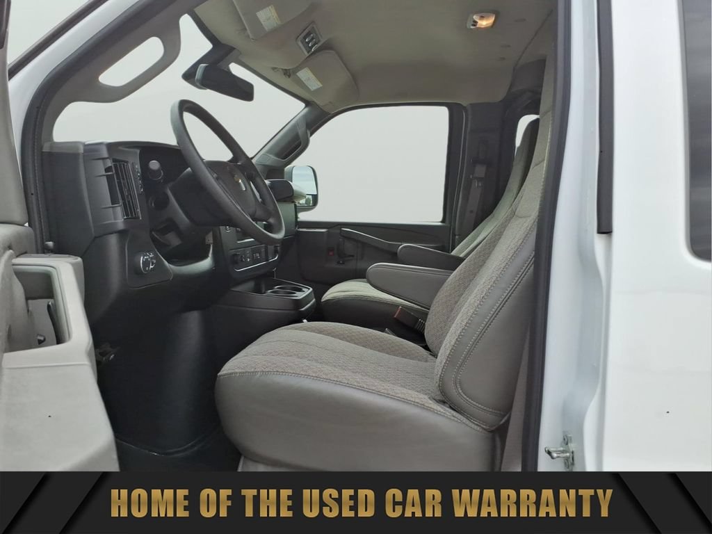 Used 2025 Chevrolet Express 3500 LT w/ LT Preferred Equipment Group RWD image 15