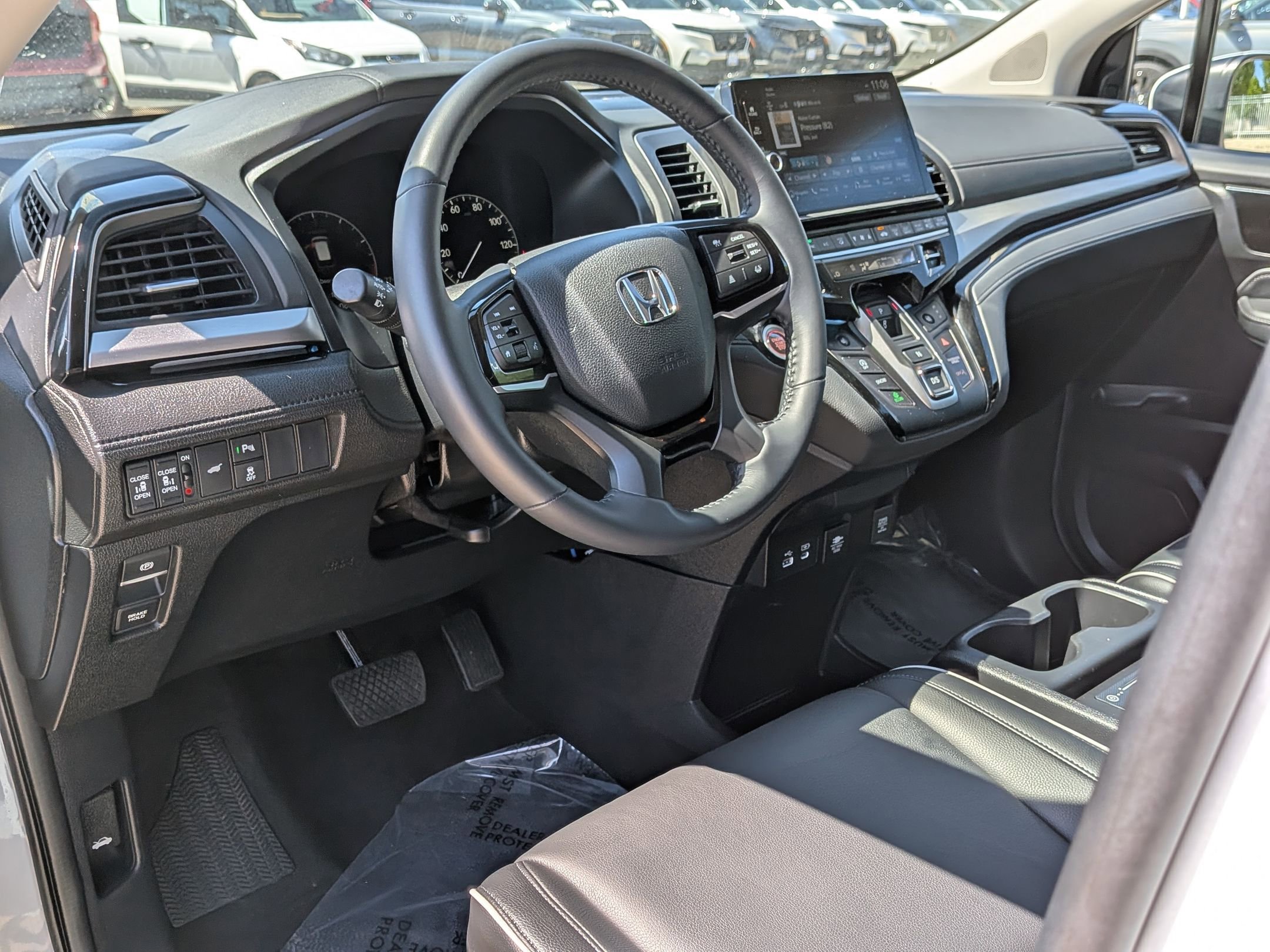 Certified 2025 Honda Odyssey Touring image 10