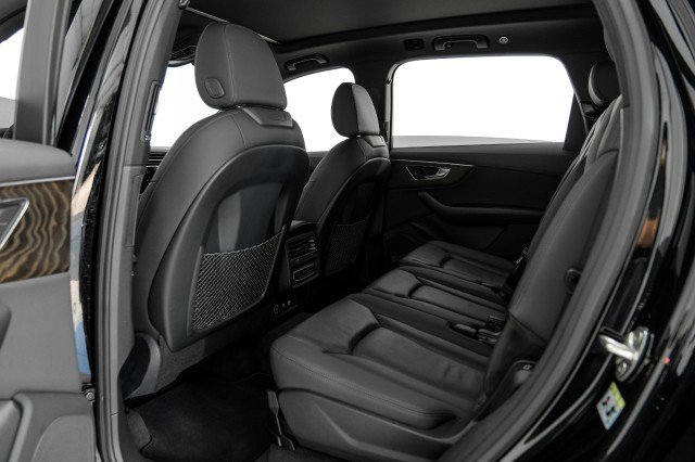 Used 2020 Audi Q7 2.0T Premium Plus w/ Premium Plus Package image 33
