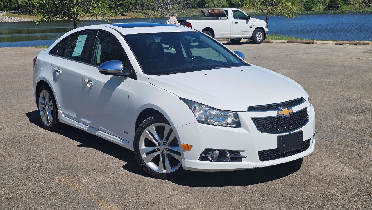Used 2014 Chevrolet Cruze LTZ w/ RS Package FWD image 2