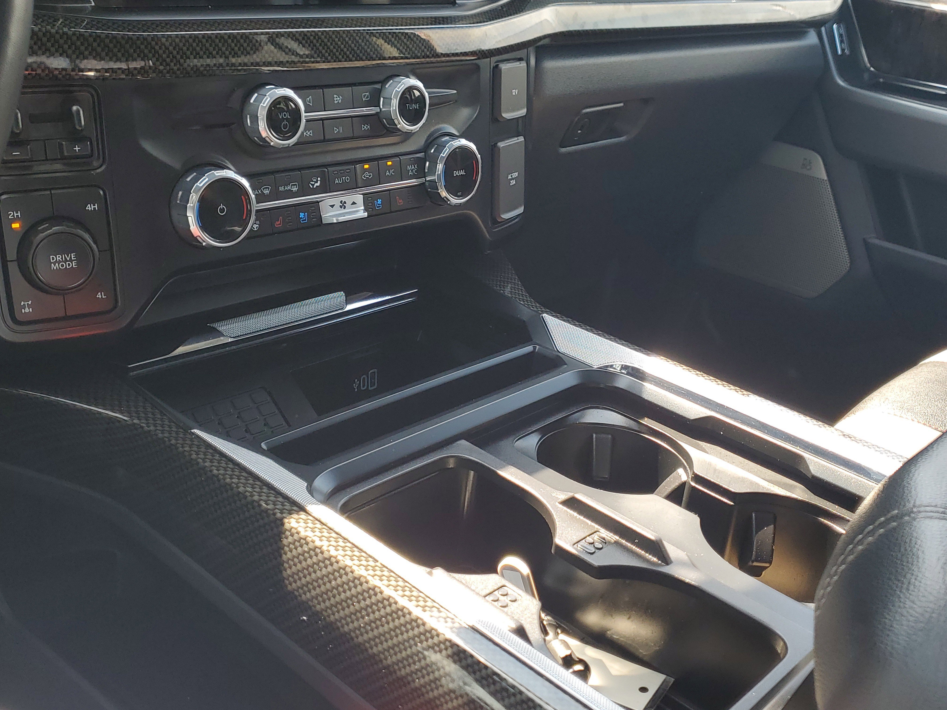 Used 2024 Ford F250 Lariat w/ Lariat Ultimate Package image 28