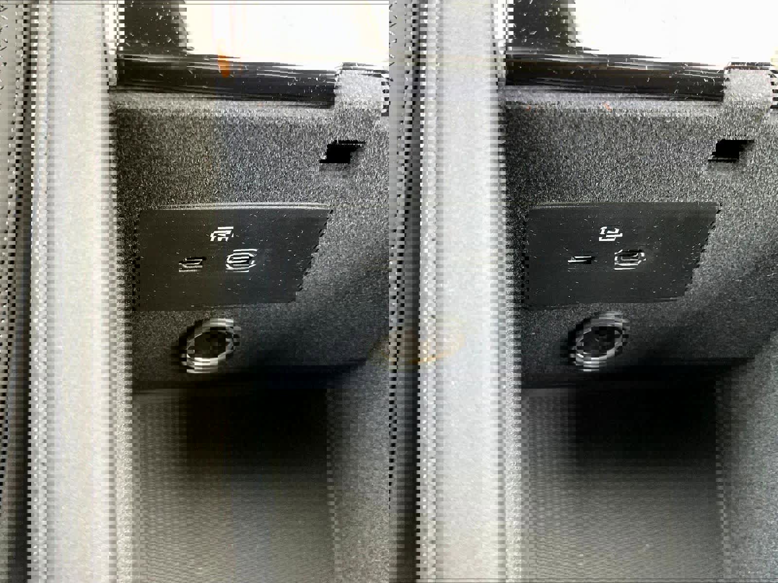 New 2026 Volvo XC90 B5 Plus w/ Protection Package image 23