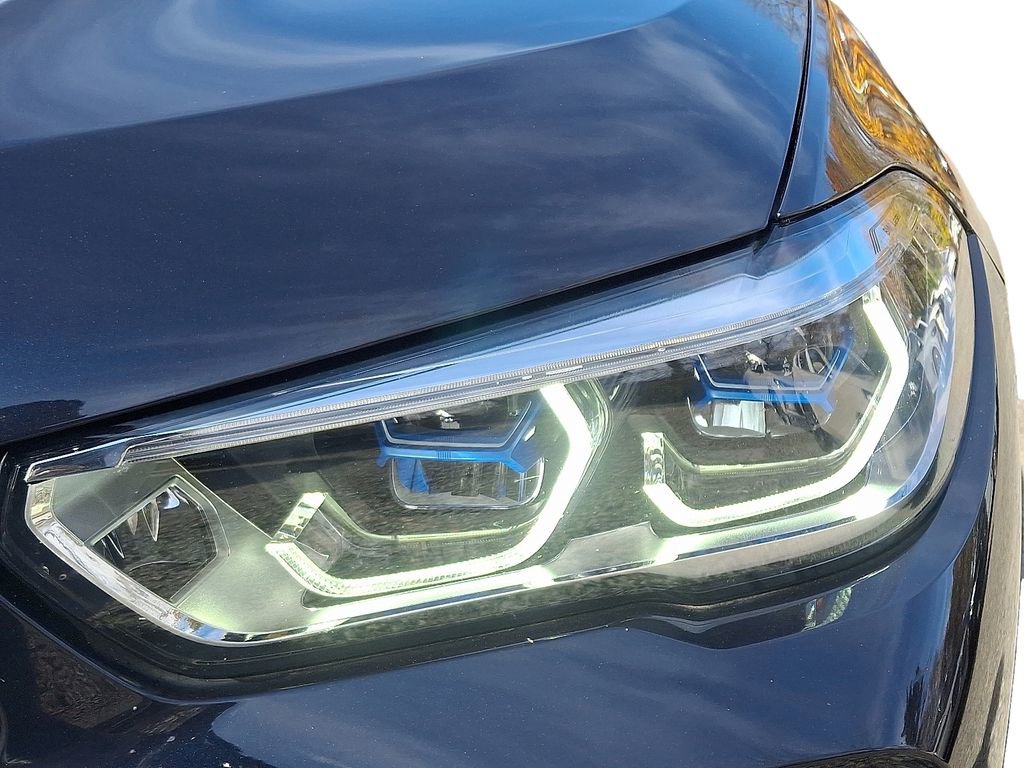 Certified 2023 BMW X6 M50i w/ Executive Package image 11