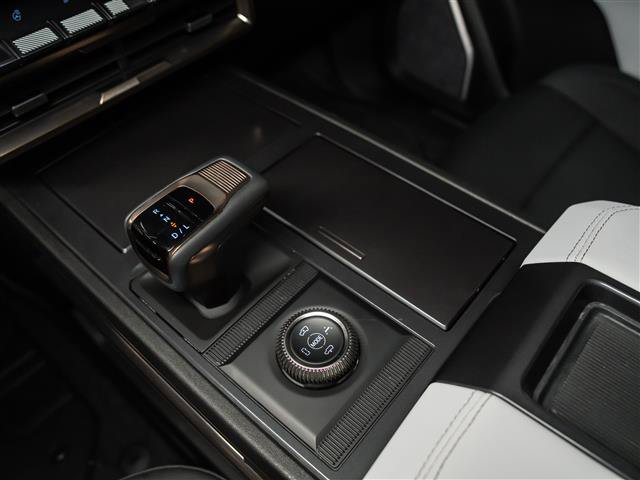 Used 2024 GMC Hummer EV 2X w/ LPO, Sport Package AWD/4WD image 27