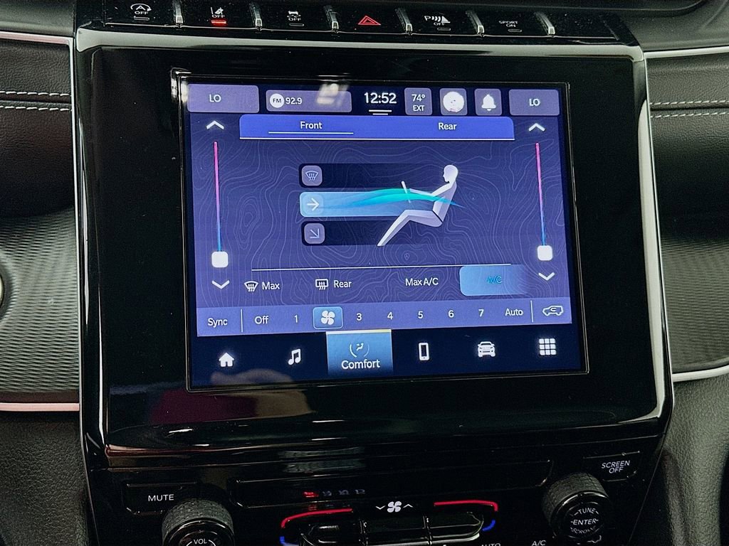 Certified 2023 Jeep Grand Cherokee L Laredo image 24