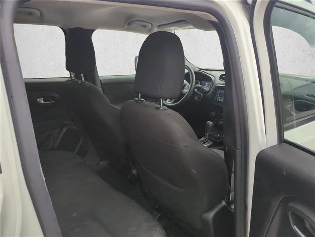 Used 2021 Jeep Renegade Latitude image 20