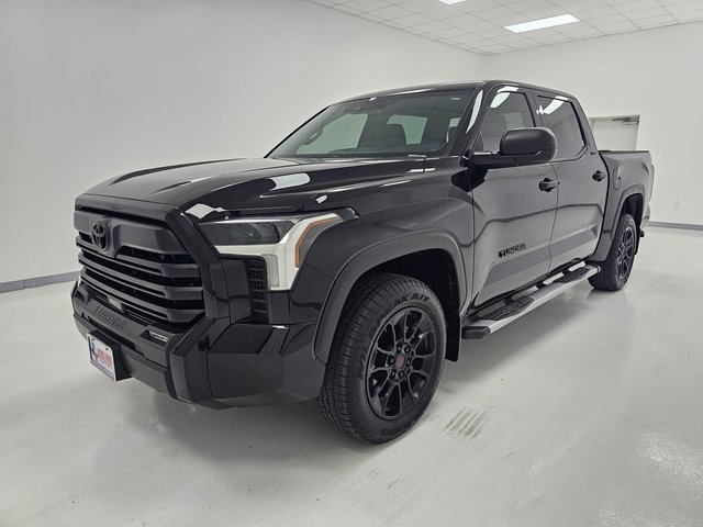 Used 2025 Toyota Tundra SR5 image 4