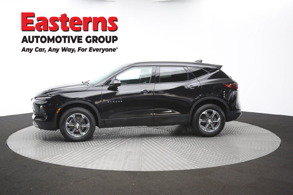 Used 2025 Chevrolet Blazer LT FWD image 62