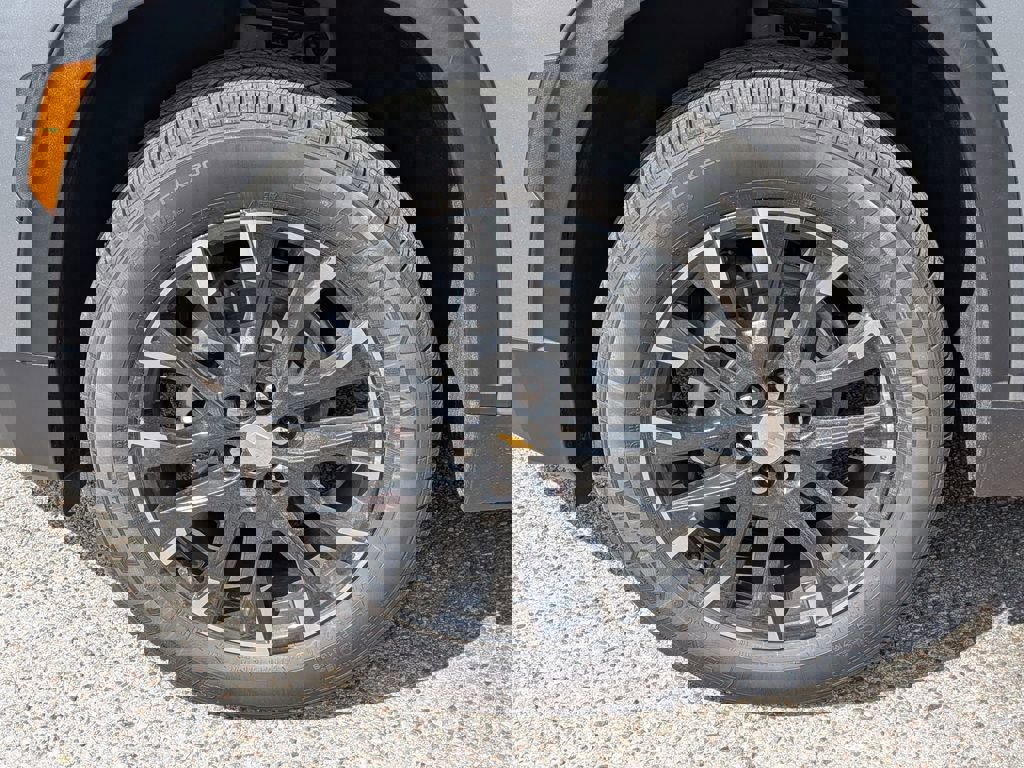 New 2026 Chevrolet Traverse LT w/ Sun and Wheel Package image 32