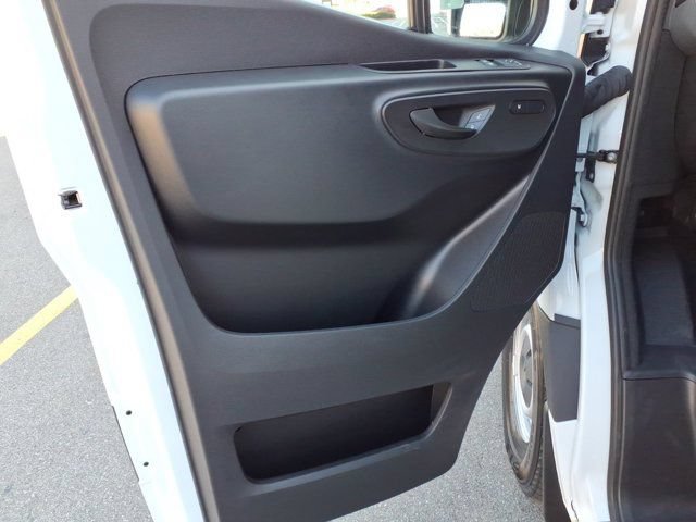 New 2025 Mercedes-Benz eSprinter 170 Cargo image 13
