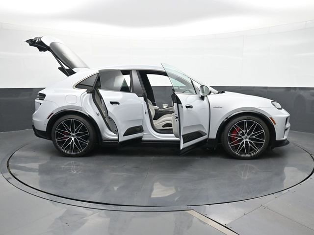 New 2025 Porsche Macan Turbo Electric image 35