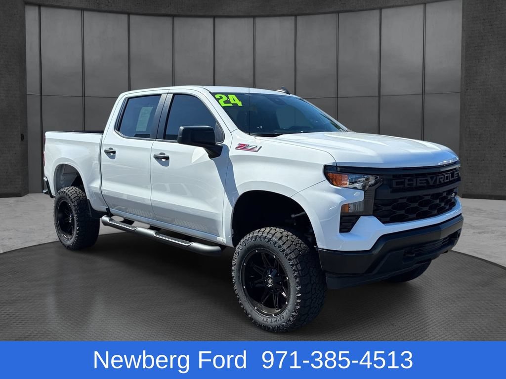 Used 2024 Chevrolet Silverado 1500 W/T w/ Z71 Off-Road Package AWD/4WD image 3