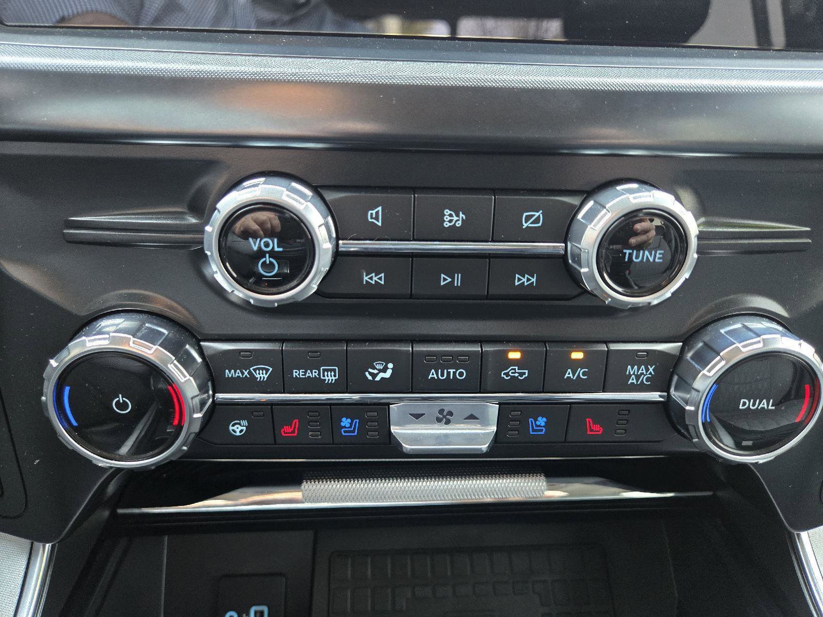 Used 2022 Ford F150 Limited image 41