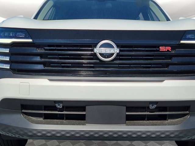 New 2025 Nissan Kicks SR image 10