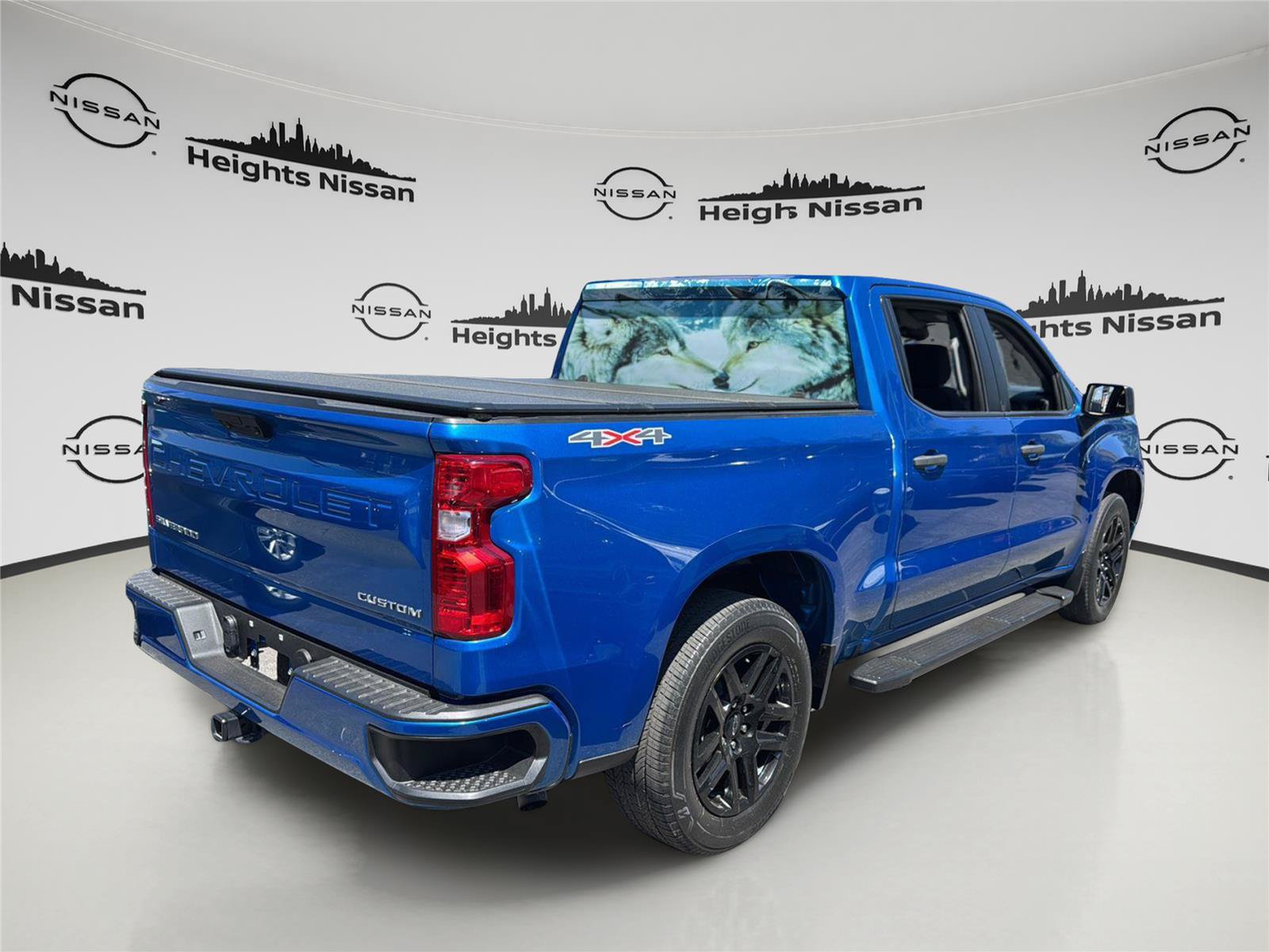 Used 2023 Chevrolet Silverado 1500 Custom AWD/4WD image 6