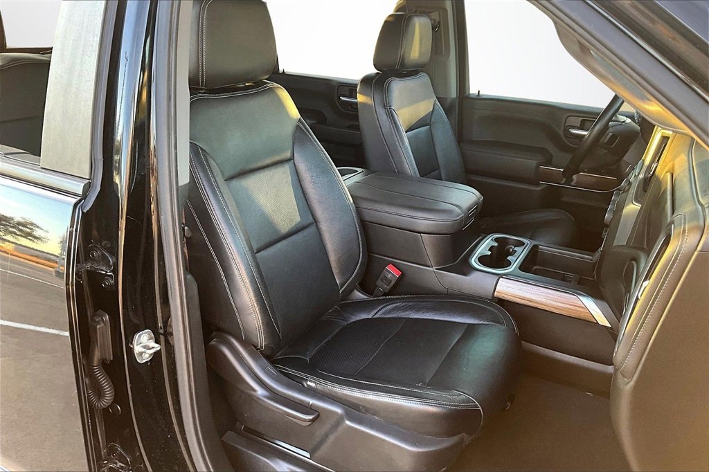 Used 2023 Chevrolet Silverado 3500 LT w/ Texas Edition image 28