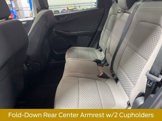 Used 2022 Ford Escape SE w/ SE Sport Appearance Package AWD/4WD image 32