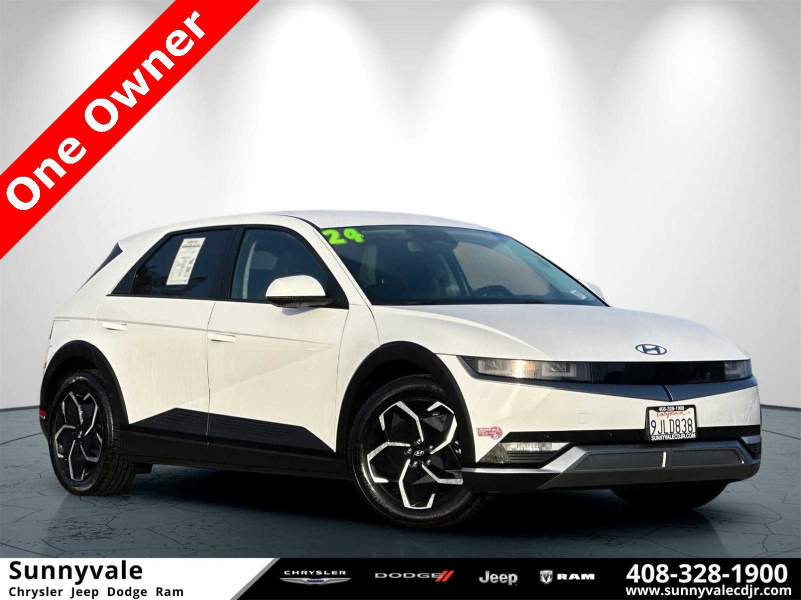 Used 2024 Hyundai Ioniq 5 SEL image 1