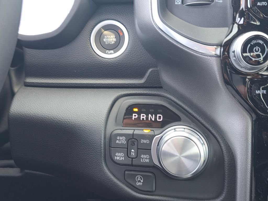 New 2026 RAM 1500 Laramie w/ Night Edition AWD/4WD image 18