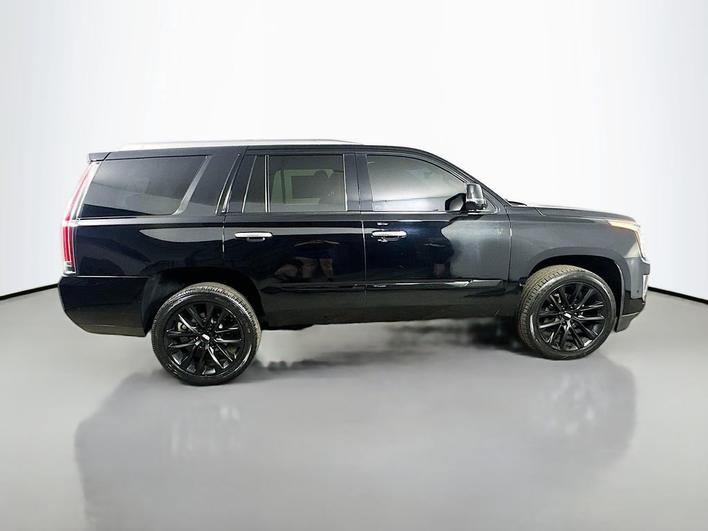 Used 2020 Cadillac Escalade Luxury w/ Escalade Sport Edition image 7