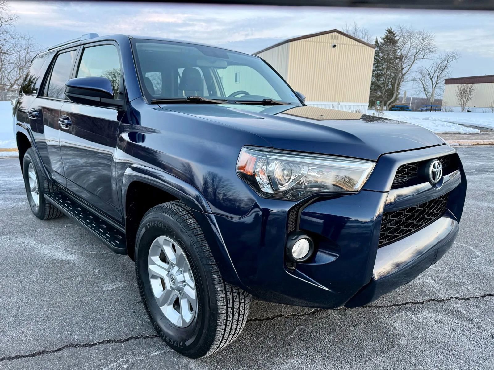 Used 2016 Toyota 4Runner SR5 image 3
