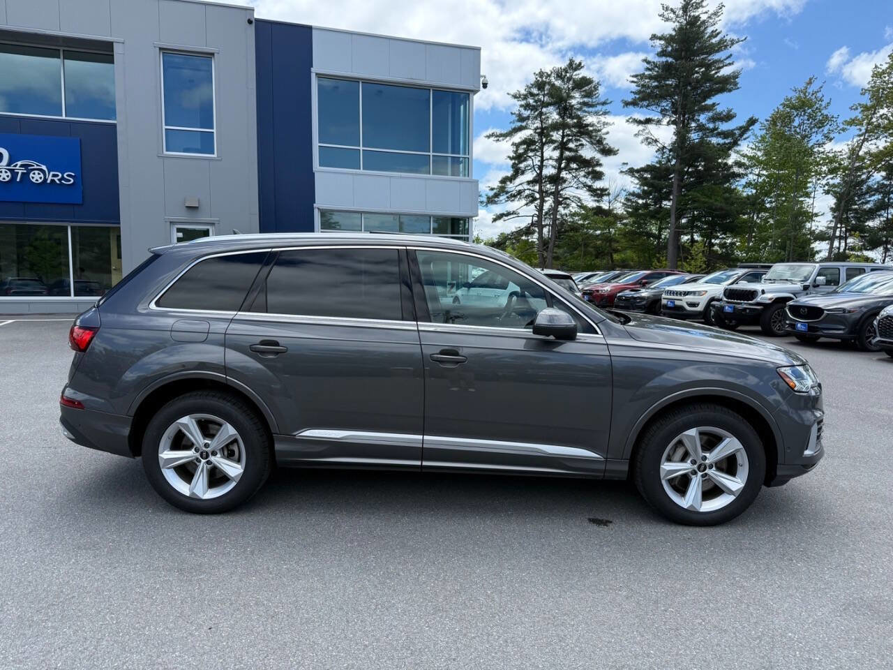 Used 2023 Audi Q7 2.0T Premium Plus w/ Premium Plus Package AWD/4WD image 7