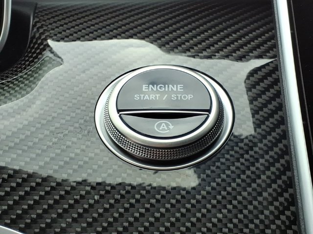 New 2026 Mercedes-Benz C 43 AMG 4MATIC Sedan image 25
