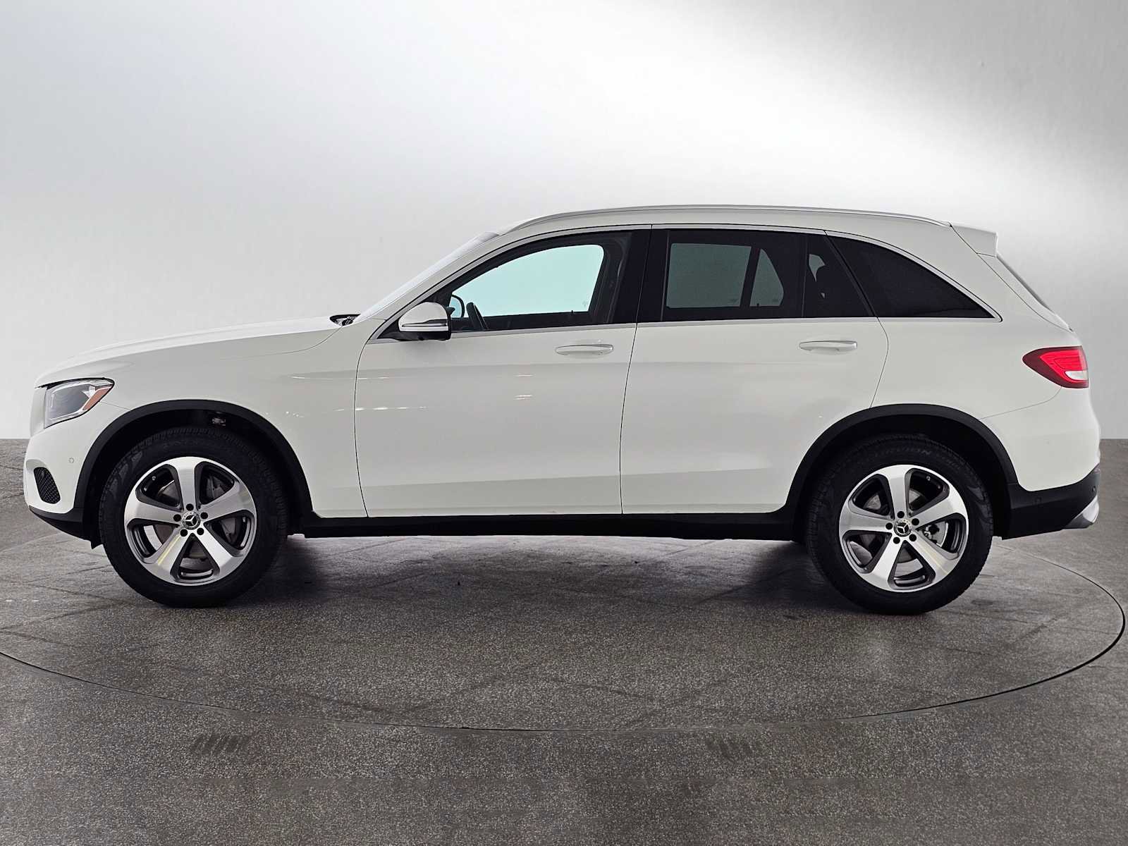 Used 2019 Mercedes-Benz GLC 300 image 6