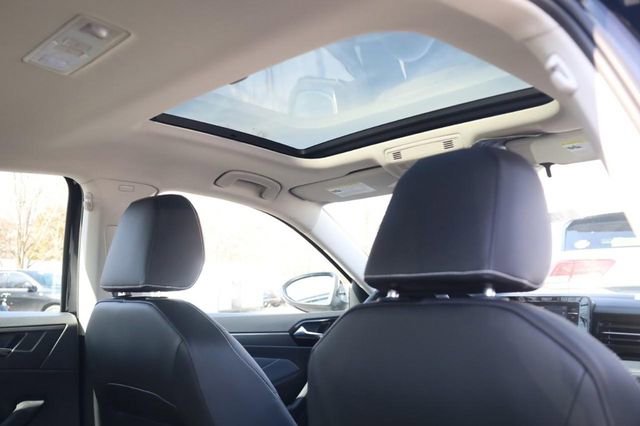 New 2026 Volkswagen Jetta SEL image 23