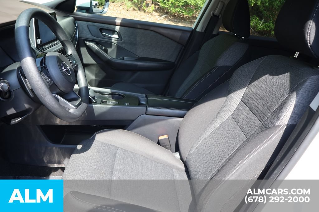 Used 2023 Nissan Rogue SV FWD image 14